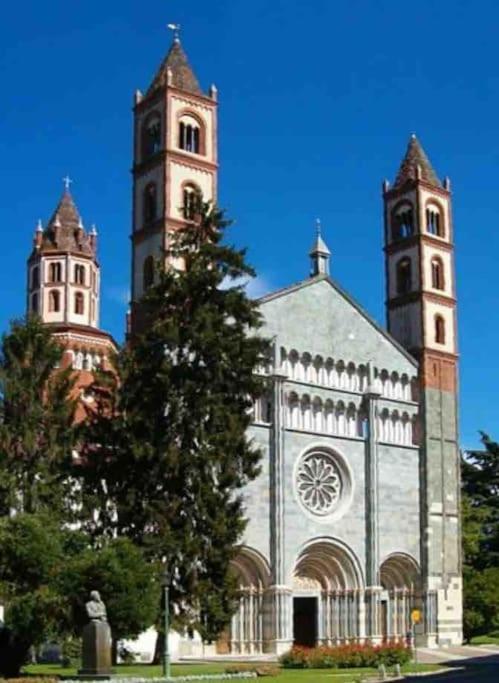 Appartamento La Casa Di Alice Vercelli Esterno foto